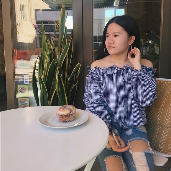 Gingham Off The Shoulder Top - Picture 4 of 4